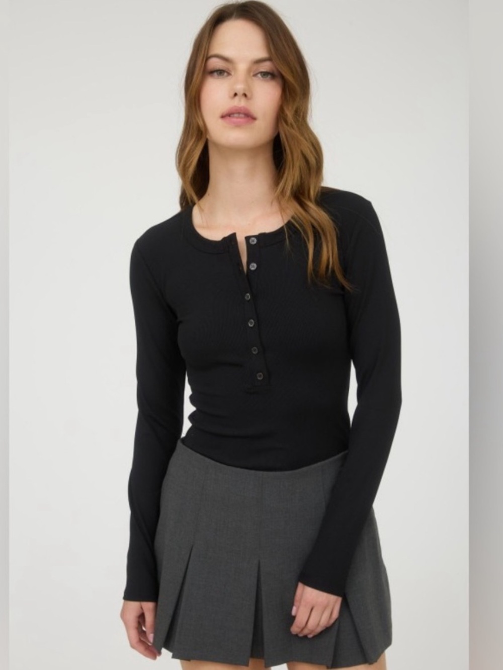 The Workshop Gray Long-Sleeve Henley Ribbed Women's Top